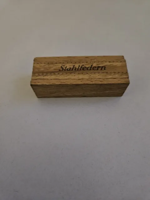 kleine alte Holzkiste Holzbox für Stahlfedern Buchenholz antik