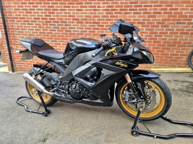 KAWASAKI NINJA ZX 10R 2010 (60 Plate) Black Gold