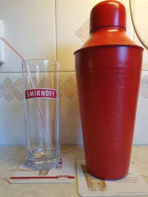 Smirnoff Vodka Glass plus Cocktail shacker