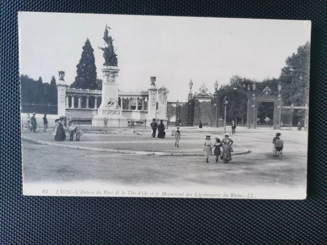 CPA -69- LYON - Brasserie du Parc et panorama des Charpennes. EUR 6,99