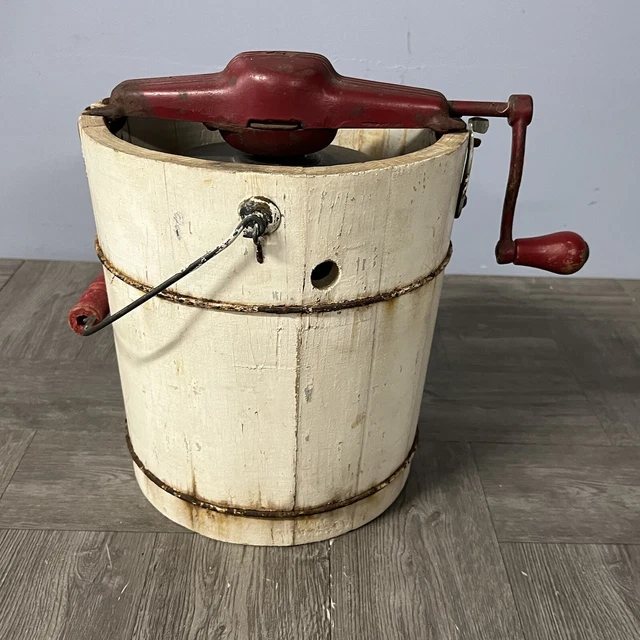 1920S ANTIQUE WHITE Mountain? Freezer Ice Cream Maker 2 Quart Hand