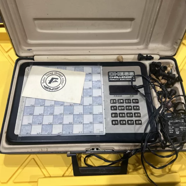 Fidelity Electronics Chess Challenger Advanced Voice #VCC Tested In Case No Key