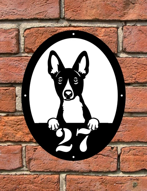 Letrero de placa de número de puerta personalizado con perro 025 basenji
