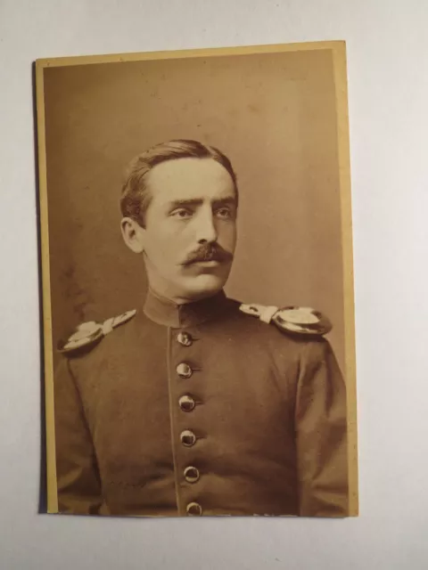 Königsberg i. Pr. - Soldat mit Bart Epauletten - Offizier - Regiment IR 43 ? CDV