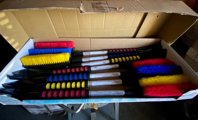 Big Foot 42” Telescoping Swivel Snowbrush And Scraper – Lot Of 7