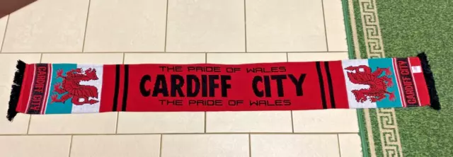 *** Cardiff City Football Club Scarf - " The Pride Of Wales " ***