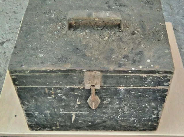 antigua/vintage caja de aparejos de pesca de madera