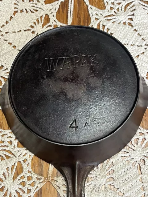 Wapak #4 Cast Iron Skillet