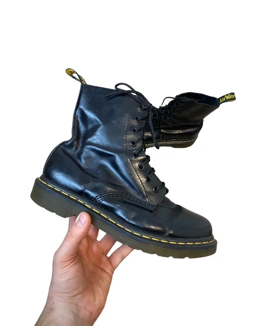 DR.MARTENS SMOOTH BLACK Leather Lace Up Boots US8 EUR38 UK5 £42.00