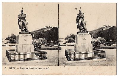 CPA stéréoscopique - 57 - METZ (Moselle) - 4. Statue du Maréchal Ney - LL