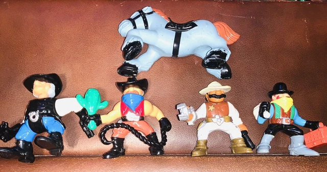 Fisher-Price Great Adventures Wild West Buckaroo Bull & Cowboys Toys 1996