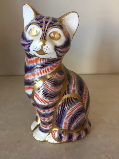 Beautiful Royal Crown Derby Gilt "Imari" Decorated Cat Figural Paperweight