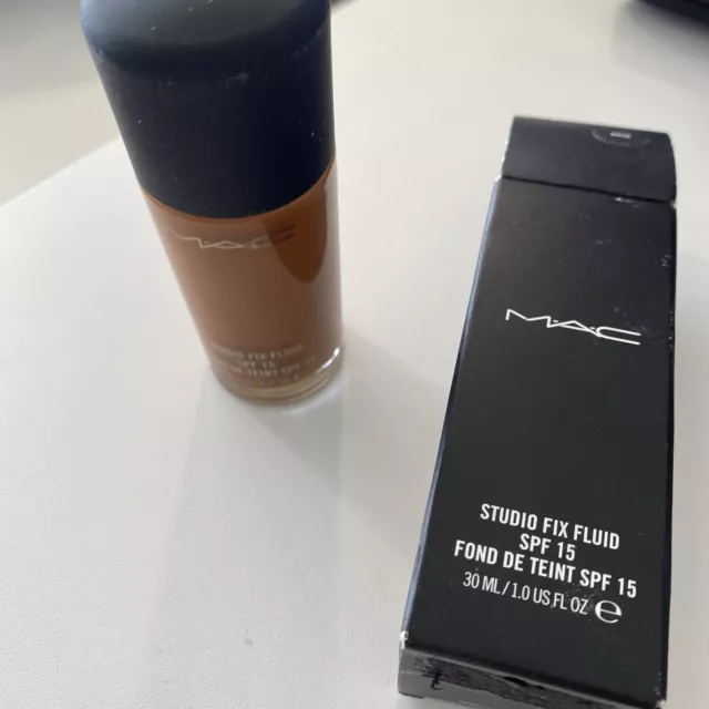 MAC Studio fix Fluid NW46 Dark