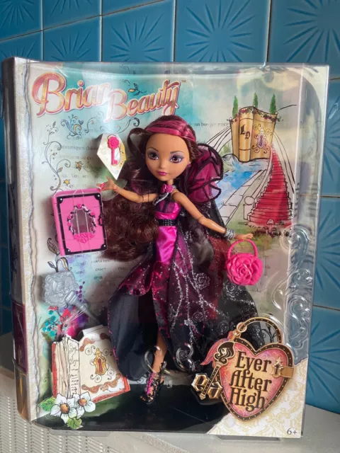 Ever After High Briar Beauty LEGACY DAY neuve