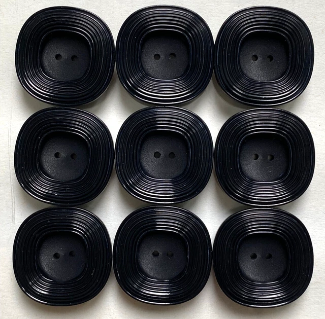 Lot De 9 Boutons Vintage 28 Mm Noir Strié - Plastique, France, Occasion