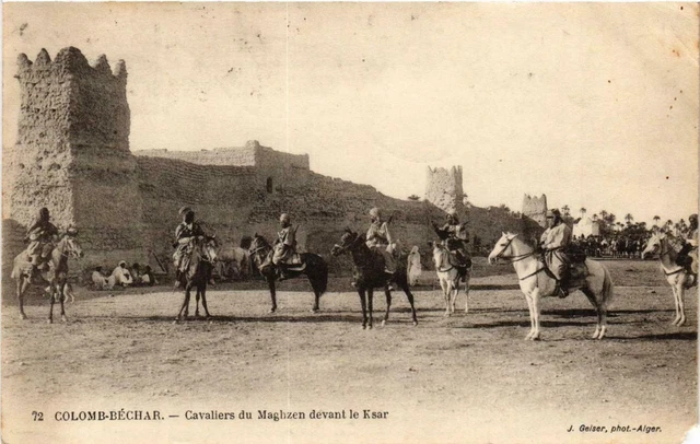CPA AK Geiser 72 COLOMB-BÉCHAR Cavaliers du Maghzen ALGERIA (757382)