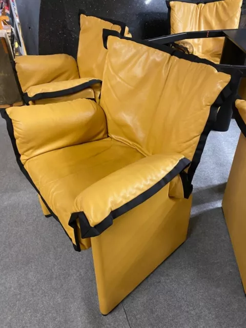 1 fauteuil en cuir design de Vico Magistretti, modèle Palmaria, Cassina