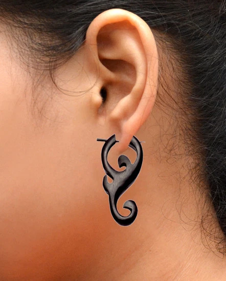 A Pair of Black Natural Wood USA Tribal Dangler Organic Wooden Earrings EAR1011
