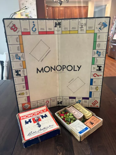 Vintage  1941 - 1946 WWII Era Monopoly With Board