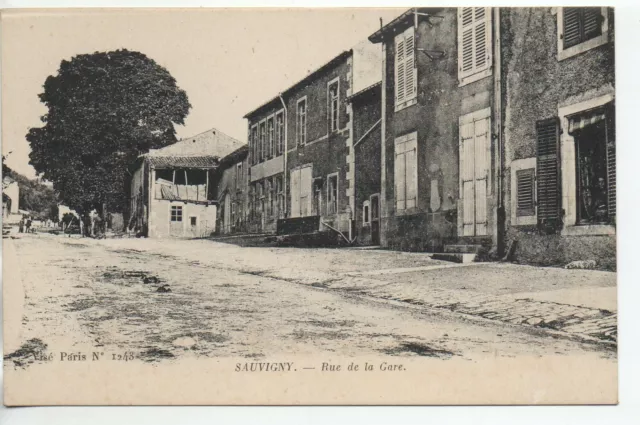 SAUVIGNY - Meuse - CPA 55 - rue de la gare
