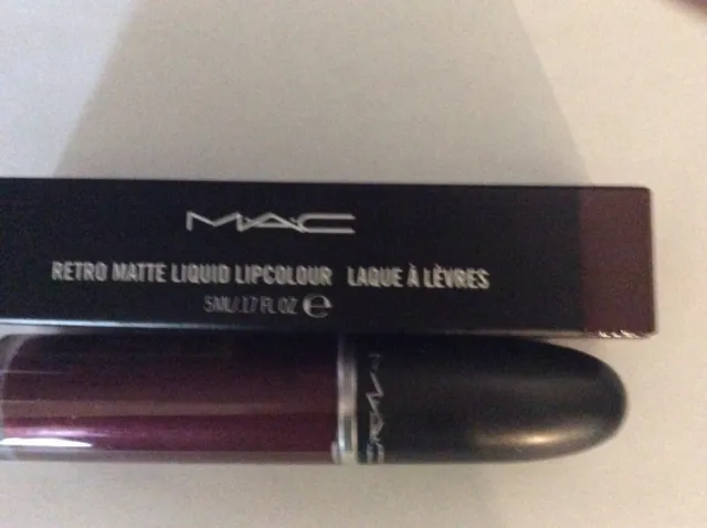 Mac Retro Matte Liquid Lipcolour Crowned Lippenstift