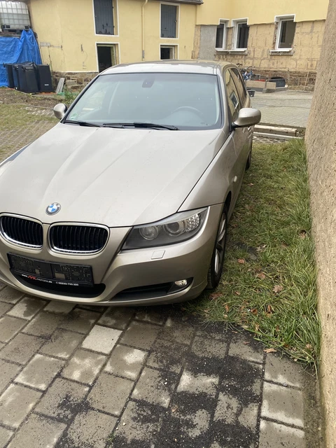 Bmw 318 3er. Preis 7500€  Km 2016  tüv 2024/5