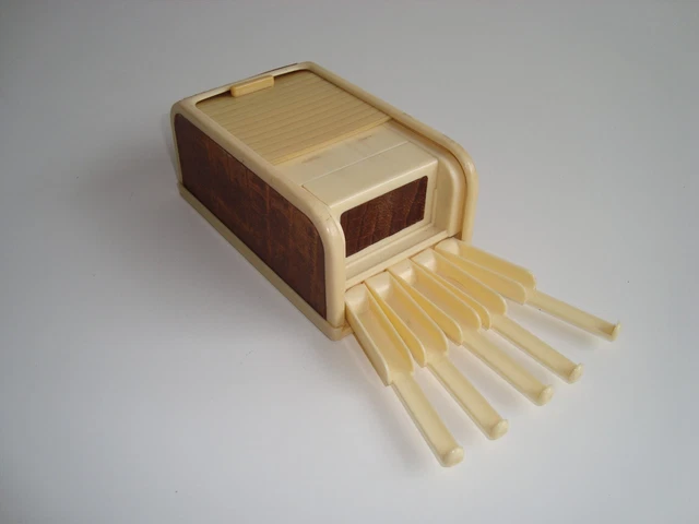 1952 rolinx cigarette dispenser for sale VINTAGE ROLINX CIGARETTE dispenser 1950's £9.99