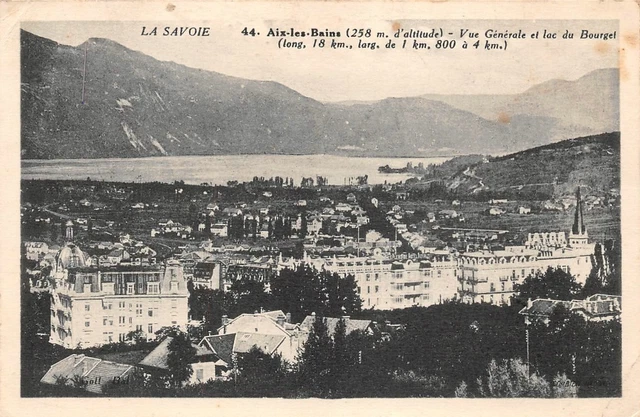 AIX-les-BAINS - Vue générale et lac du Bourget -