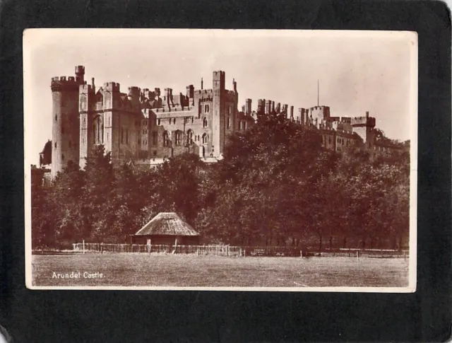 C8269 UK Arundel Castle RP vintage postcard