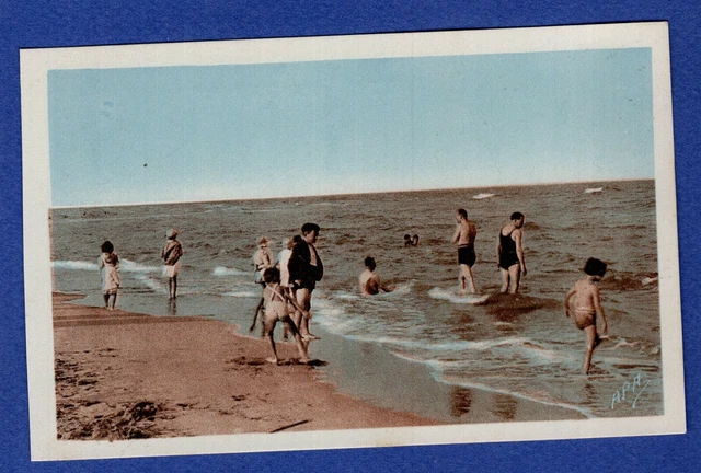 Eg * CPA / postcard: Canet-Plage -> Les Baigneurs