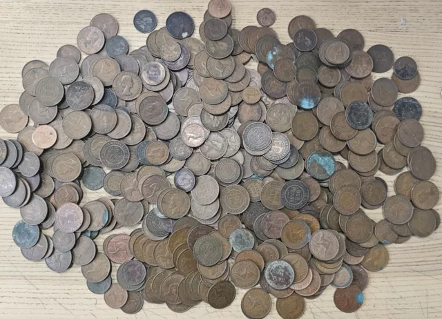 Bulk Lot 4.0kg Unsorted Australian 1911-64 Bronze Penny & Halfpenny Coins