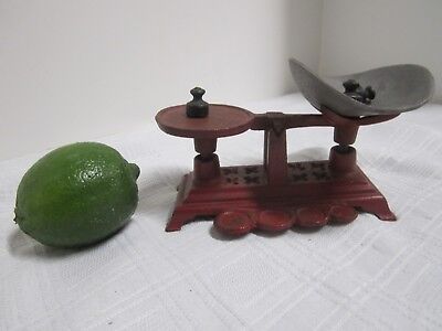 Cast Iron Scale  Red With Basket & 3 Weights  Miniature   Very Collectiable