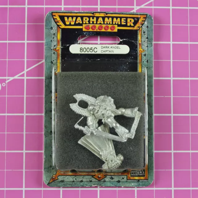 Warhammer 40K Space Marine Captain (Dark Angels) NIB Metal - Rogue Trader, OOP