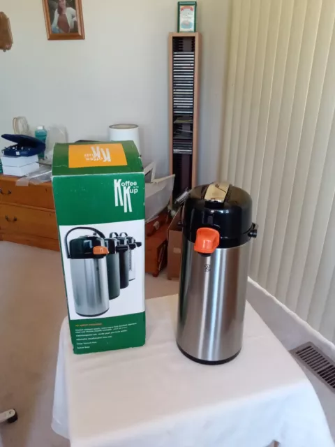 NEWCO Koffee by the Kup airpot 2.2 liter