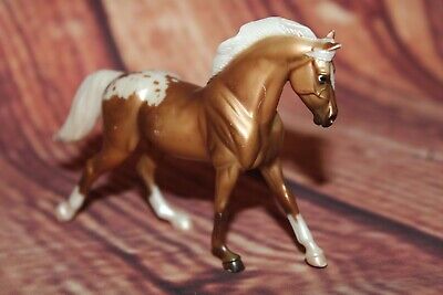 #410512 Breyer Stablemate Horse, Cantering Warmblood, Palomino Blanket Appaloosa