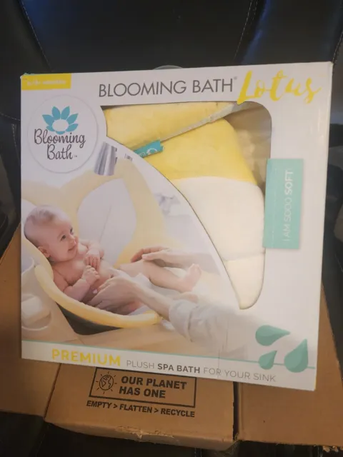 Blooming Bath Lotus Shaped Baby Bath - Gray/Light Yellow