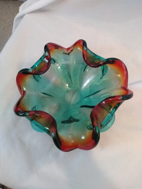 Beautiful Vintage Hand Made Art Glass  Bowl