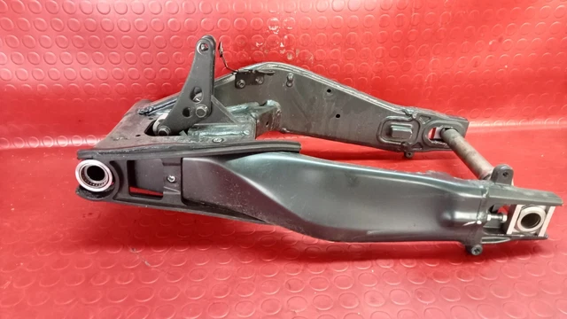 Axe De Bras Oscillant Pour Yamaha MT-09 / Tracer 900 (2021) – Occasion – CTM-12906-008