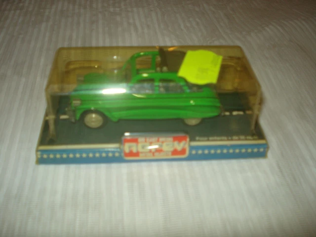NOREV CIJ 1/43 Saviem Transport De Chevaux Vert - Miniature Zamak - Occasion Boîte Abîmée