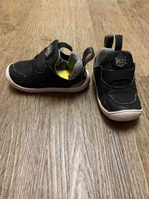 GUC Reebok Boys 4 Toddler Black Mesh Peek N Fit Walking Shoes Venture-flex