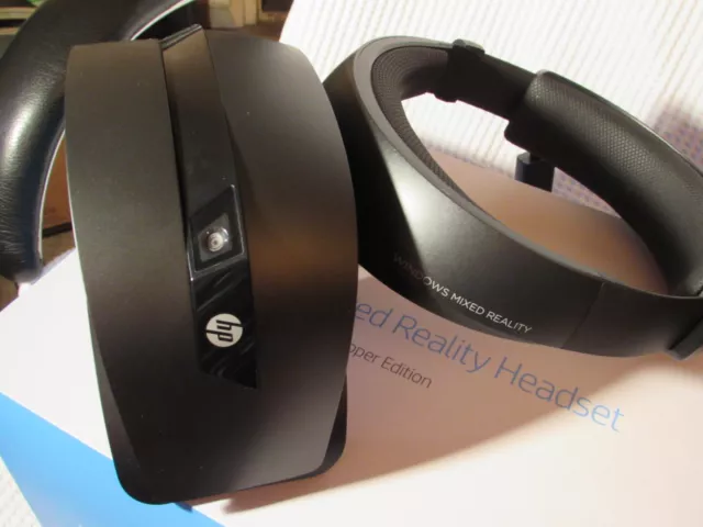 HP Windows Mixed Reality Headset Developer Edition + Dell Controller