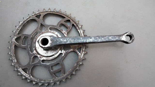 PEUGEOT CYCLO ANCIEN PEDALIER VELO RANDONNEUSE BICYCLE CRANK
