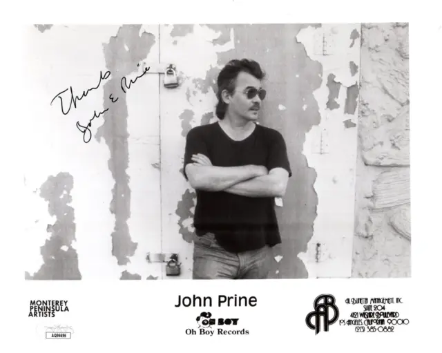 JOHN PRINE HAND SIGNED 8x10 PHOTO     FOLK MUSIC LEGEND      GREAT POSE      JSA