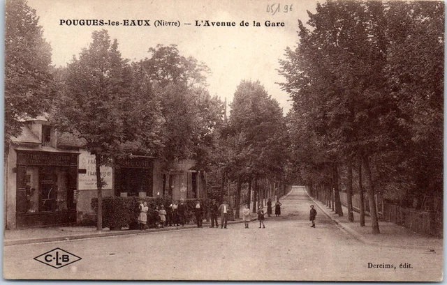 58 POUGUES LES EAUX - l'avenue de la gare -
