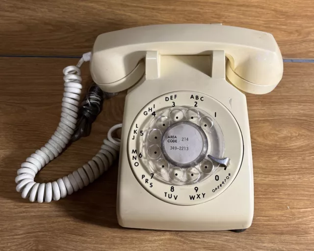 Teléfono vintage de 1970 ITT AS293P-70086-TE-R esfera giratoria en beige sin probar