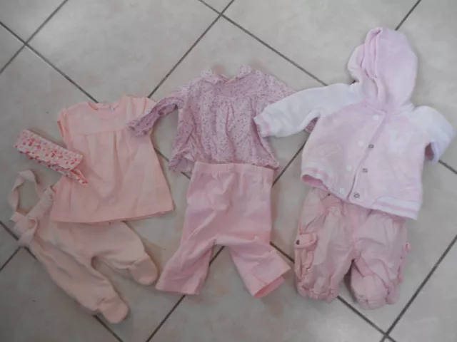 lot de 3 hauts et pantalons  pour bébé 1 mois ou reborn 50 cm