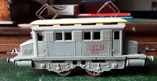 HORNBY (Jep) Wagon Citerne ESSO avec boite échelle O