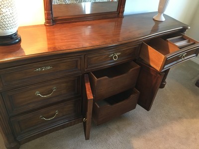 Complete Drexel Heritage King Bedroom Set, Laureatte Model, Bed,Armoire,Dresser+ 8