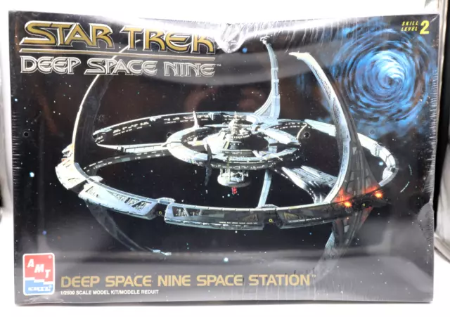 New STAR TREK  DEEP SPACE NINE SPACE STATION (amt ertl) model kit