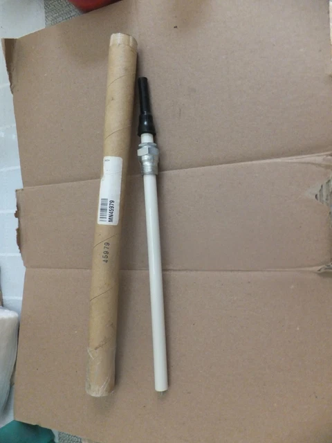flame rod igniter MN45979